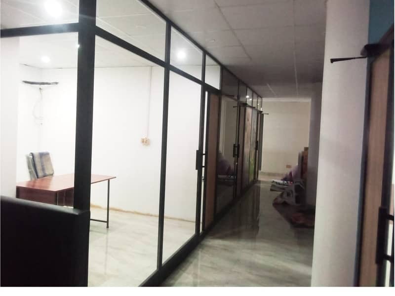 Area 1500 Sqft Sami Furnished Corporate Office Near kalma Chowk Gulberg Lahore For Rent 10