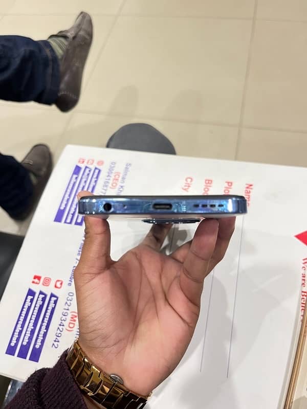 infinix hot 40i with box 2