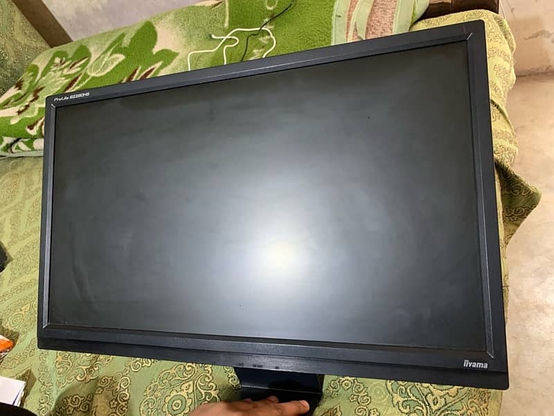 Iiyama prolite 22inc Pc Led new condition 5