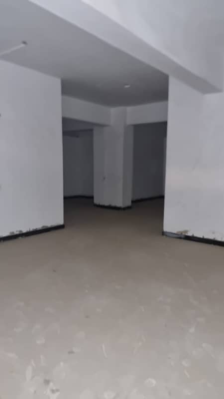 Book A Shop Of 1600 Square Feet In Gulshan-e-Iqbal - Block 10 Karachi 0