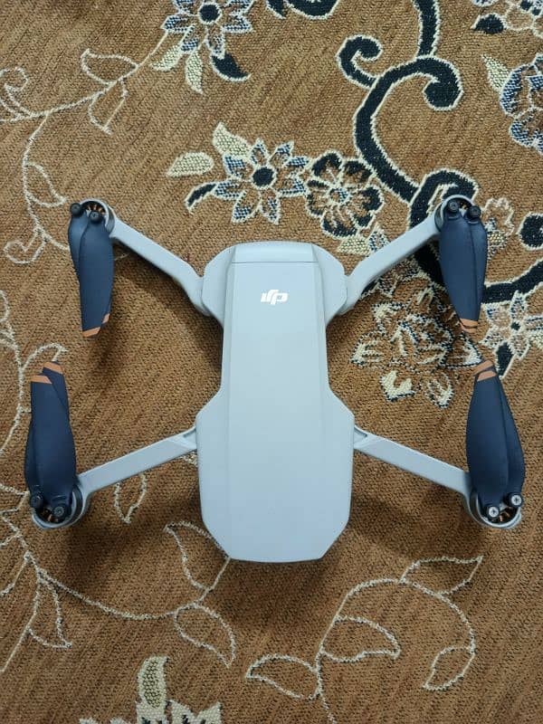 DJI Mini 2 Fly More Combo 1