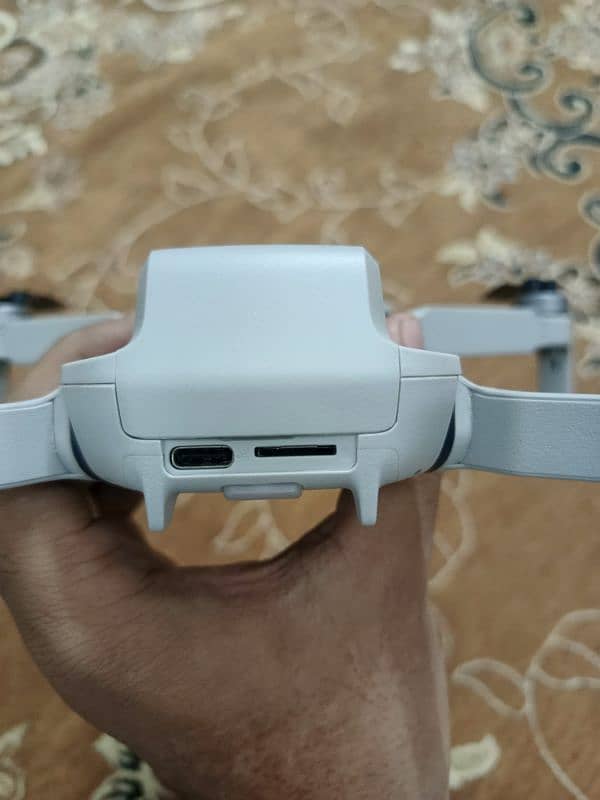 DJI Mini 2 Fly More Combo 8