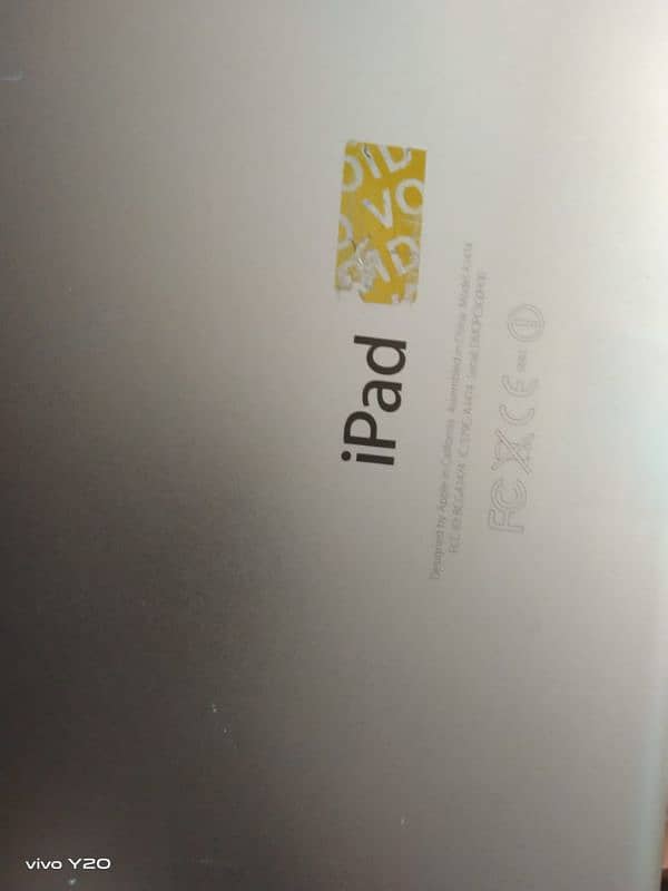 ipad air model A1474 dubai say aya hai 5