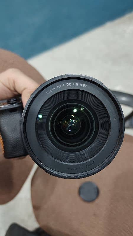 Sony a 6400 with 16 mm 1.4 sigma lenz 3