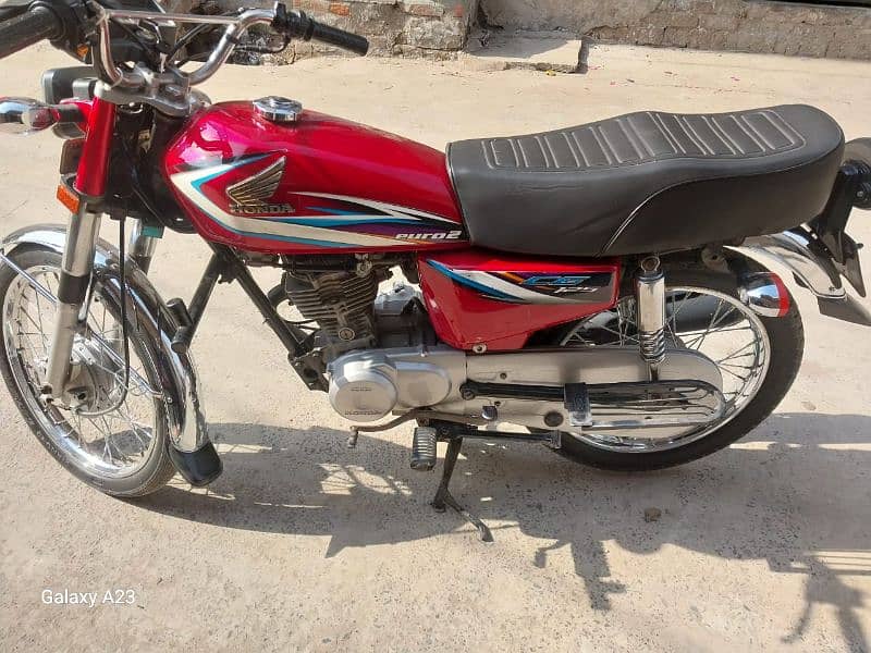 sell my Honda cg125 new condison 1