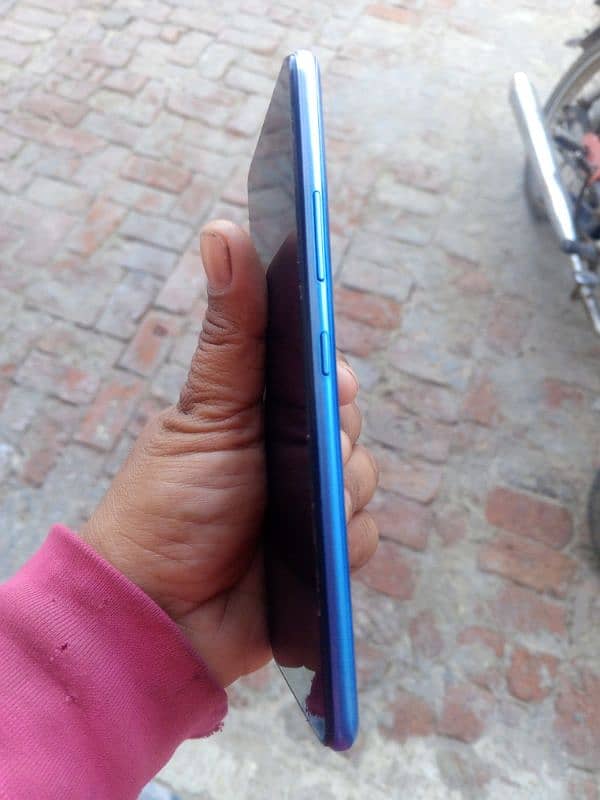 Price final 12500. Infinix hot10.4/64 only mobile. 03074937491 3