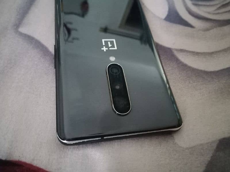 Oneplus 8 (5g) (8+128) 0