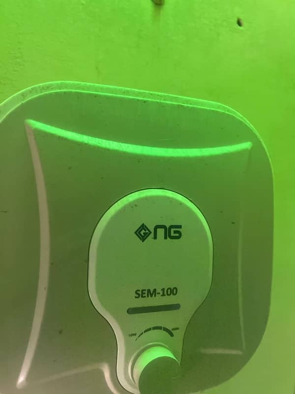 NG sem-100 electric geyser 2