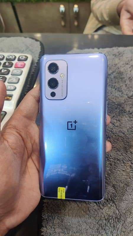 OnePlus 9 8/128 0