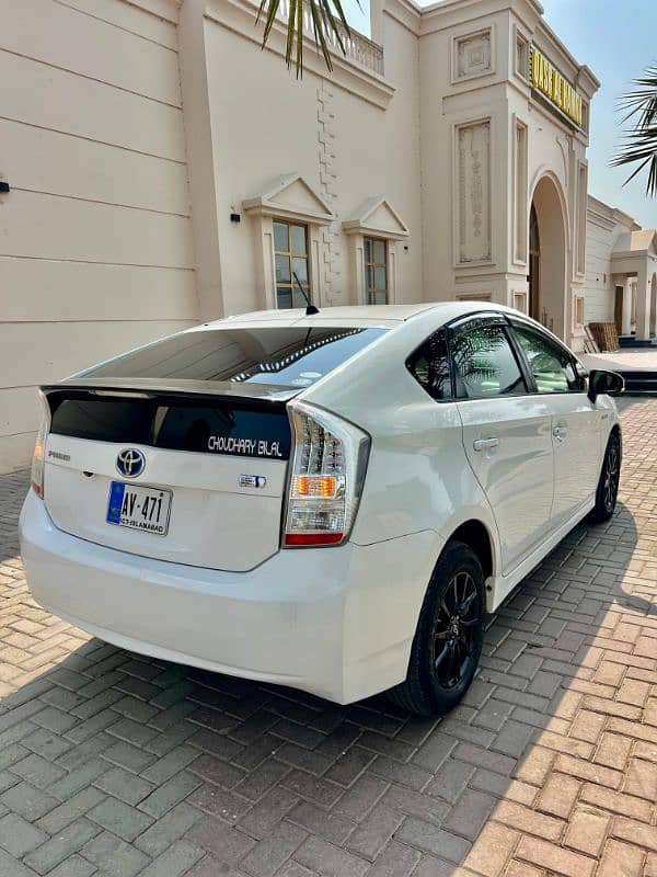 Toyota Prius 2010 3