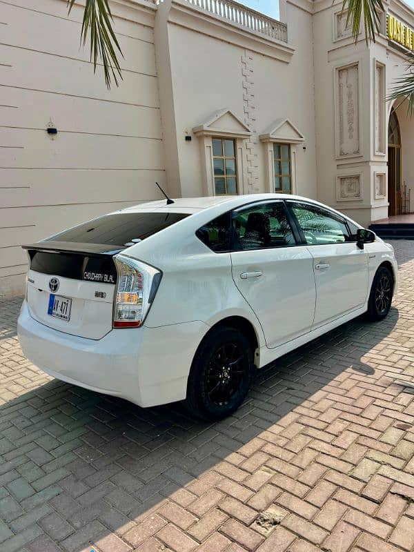 Toyota Prius 2010 4