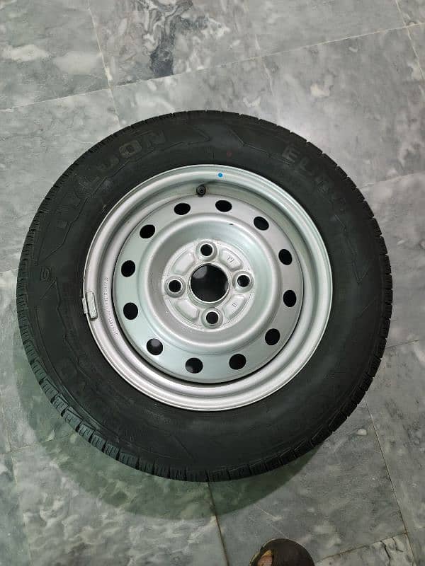 Tyres with rim 145-80/13 0