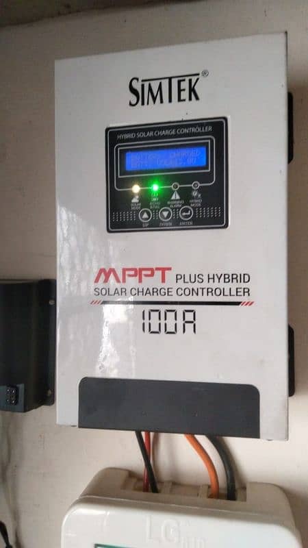 Simtek Mppt Plus Hybrid Solar Charge Controller 1