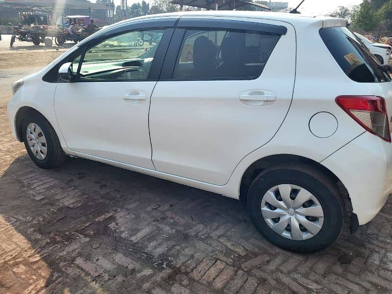 Toyota Vitz 2012/15 ( 95%Geniune) 2