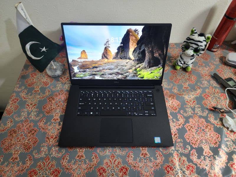 Dell Pricision 5540 Workstation 4K Touch 1