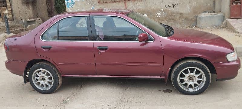 Nissan Sunny 1998 4