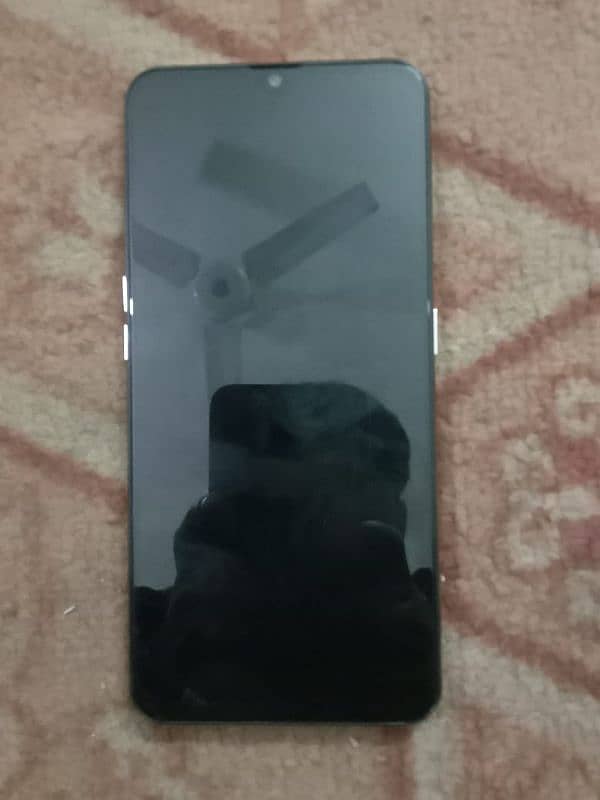 10 by 10 condition Oppo F11 well & good condition 2