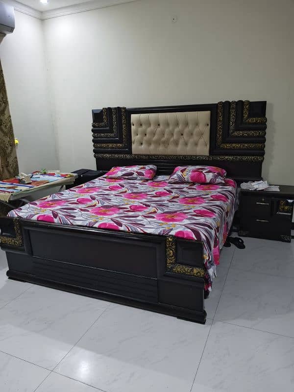 Two Bed Set For Sale 03356400320 0