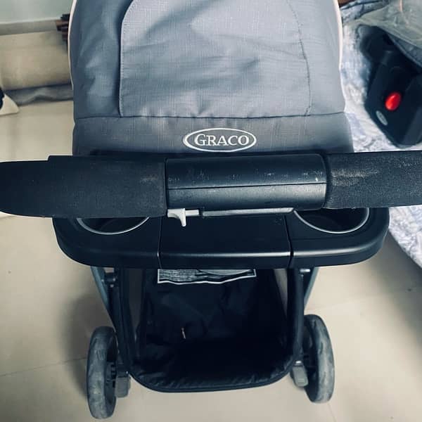 Graco 3in1 Pram +carrycot/car seat 1