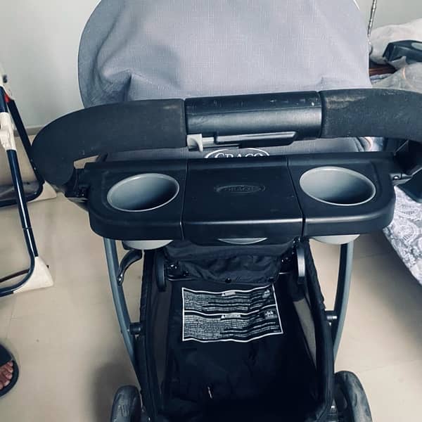 Graco 3in1 Pram +carrycot/car seat 2