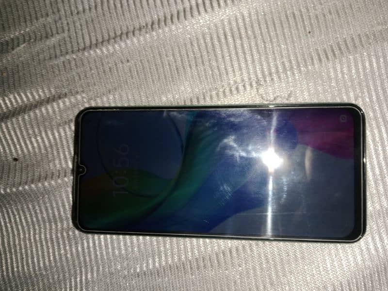 vivo y 03T 6/128 9