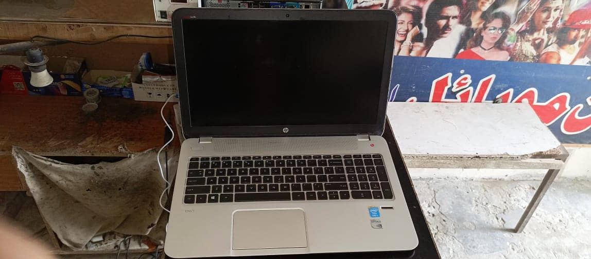 HP Envy 15 is 4th Generation    03094054705 7