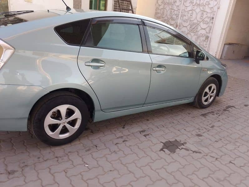 Toyota Prius G 2013 2