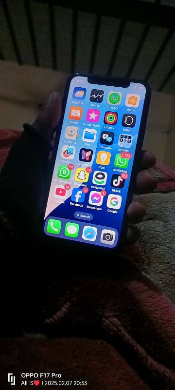 I phone 11 pro 512GB Factory unlock 2