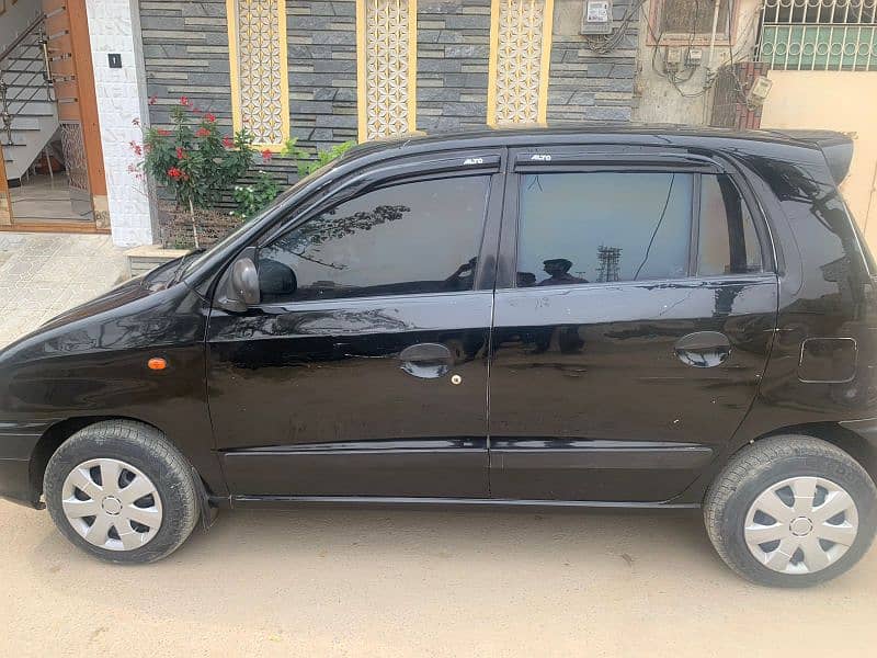 Hyundai Santro 2004 (exective) 4