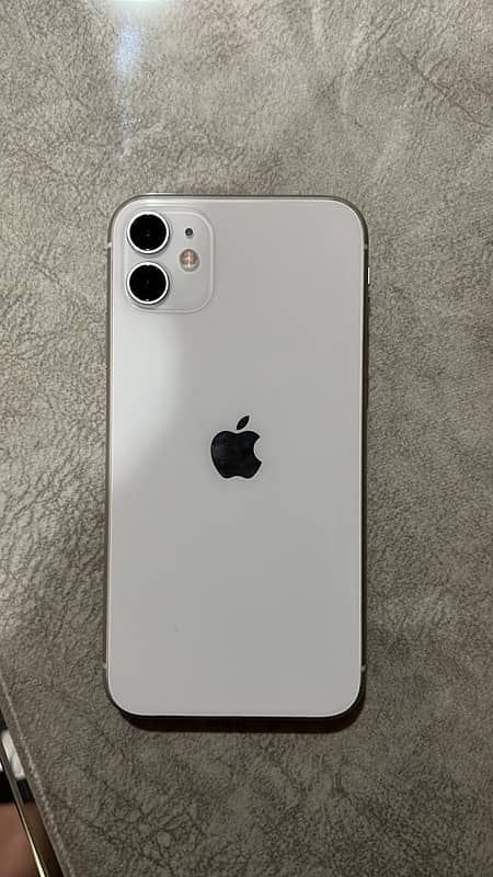 iphone 11 128GB - PTA approved white 0