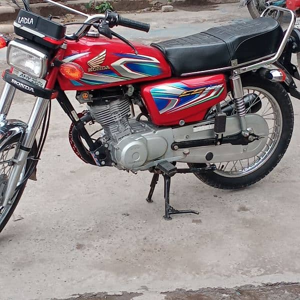 Honda 125 2022 model 3