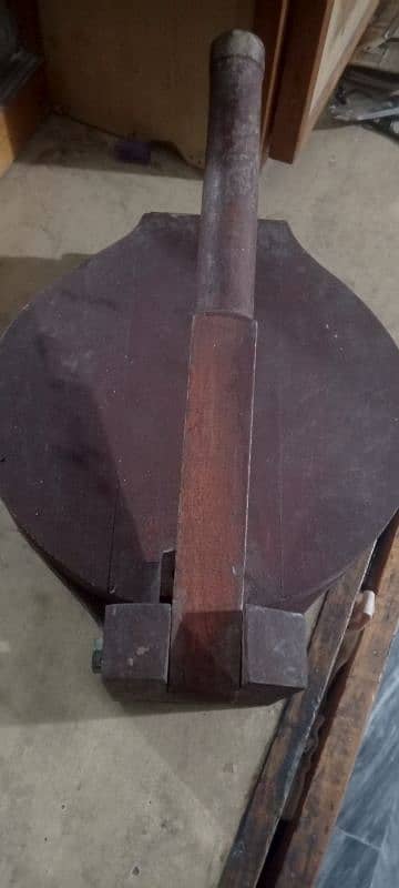 wooden roti maker 1 time used 0