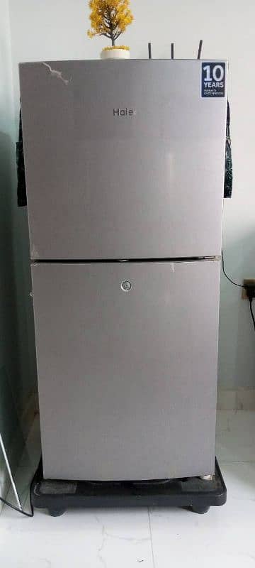 Haier HRF-216 EBD-EBS Refrigerator 0