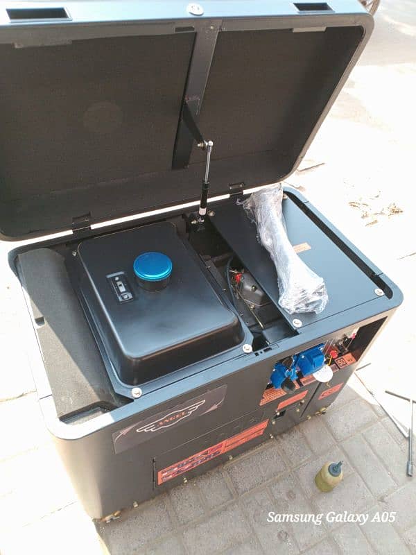 ANGEL PARKINS CUMMINS SOUND PROUF CANOPY GENERATORS AVAILABLE 10