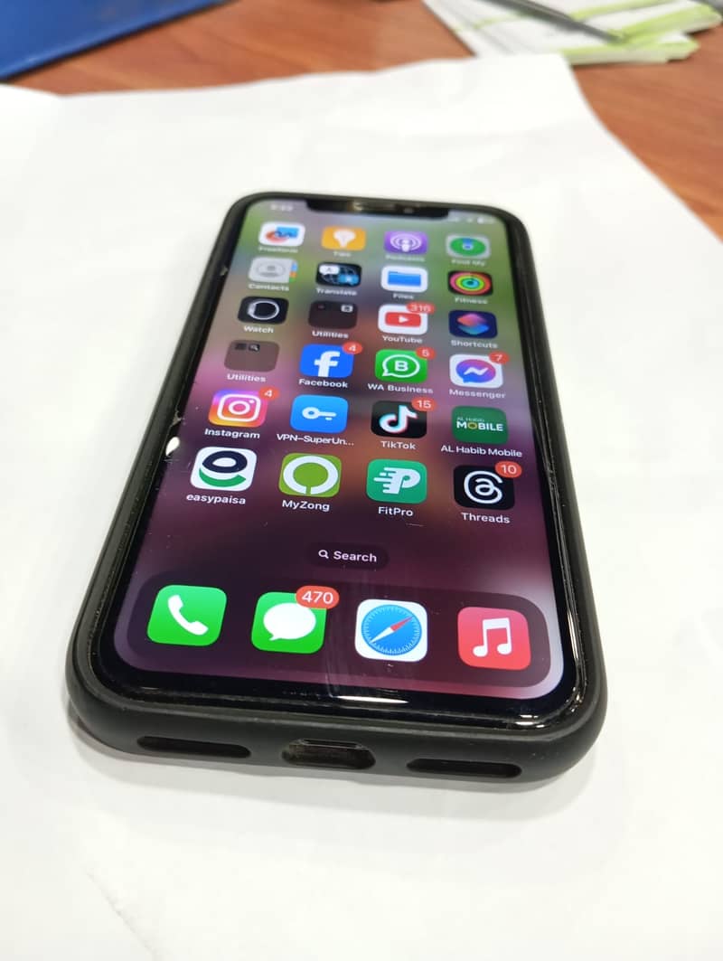 Apple iPhone X 256 Pta Approved. 4