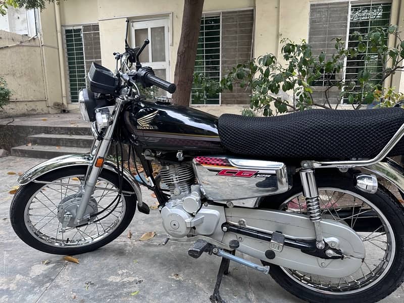 honda 125 self start 2023 9/10 0