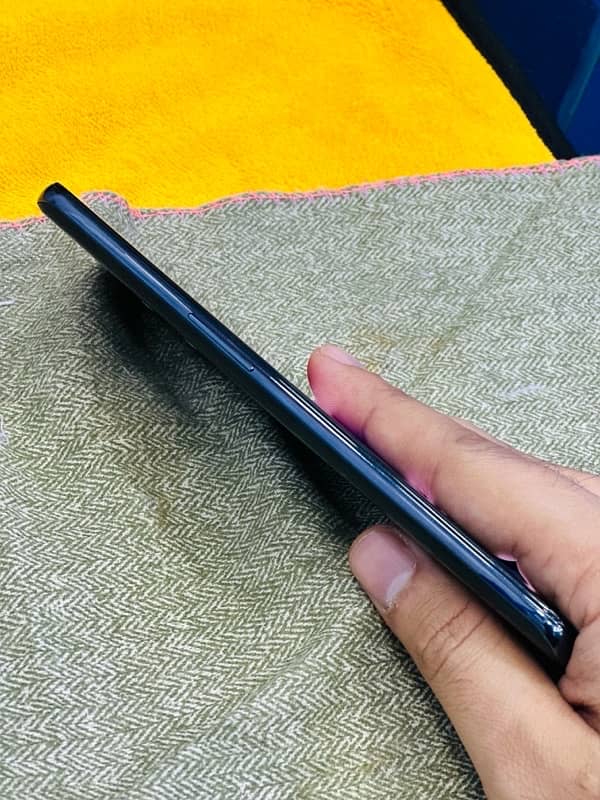 One Plus 9 5G 12/256 New Condition 3