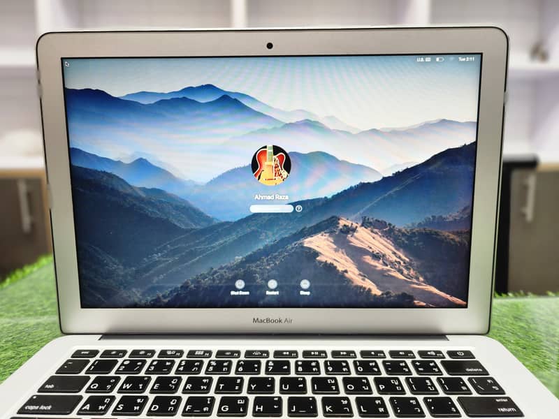 Macbook Air 2017 (Used) 8GB - 512GB SSD 0