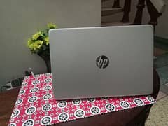 HP pavilion G7 core i7 10th gen quad core 1080p A+ condition