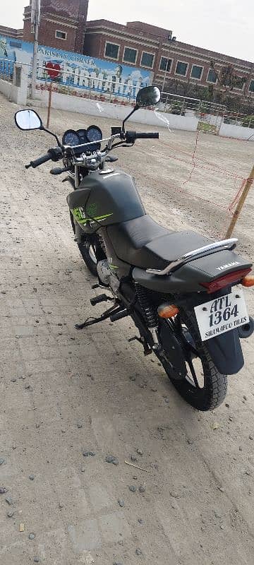 yamaha ybr 125 g 2023 model 3