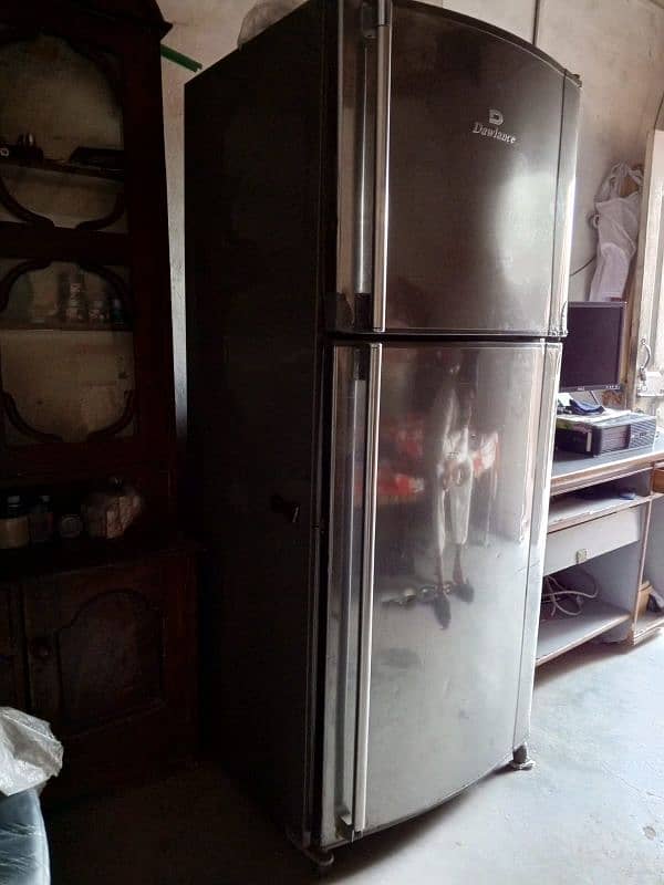 Dawlance fridge in good condition 3