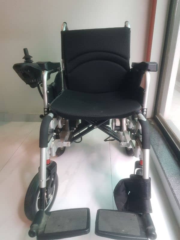 Battery powered wheelchair 0