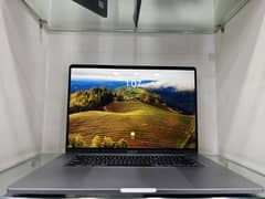 Apple Macbook Pro 2019 16'