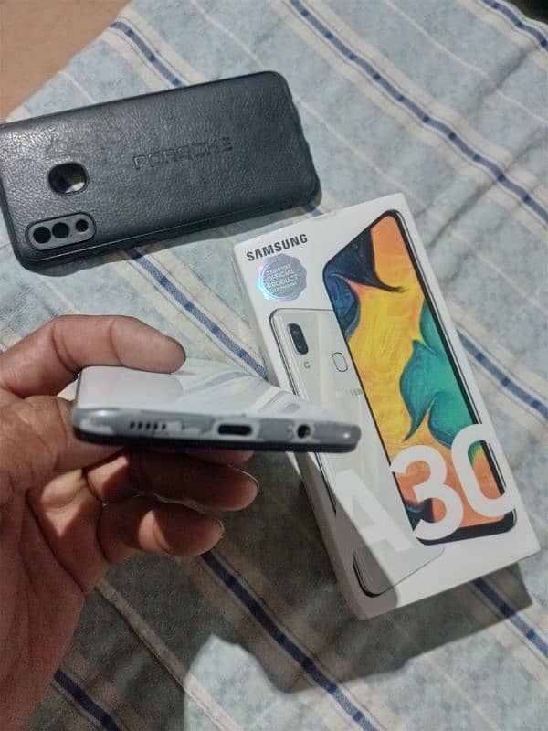 Lush Mobile Samsung Galaxy A30 PTA Official Approved 3