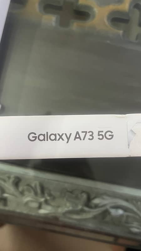 samsung a73 5g 10/10 conditon approved 10