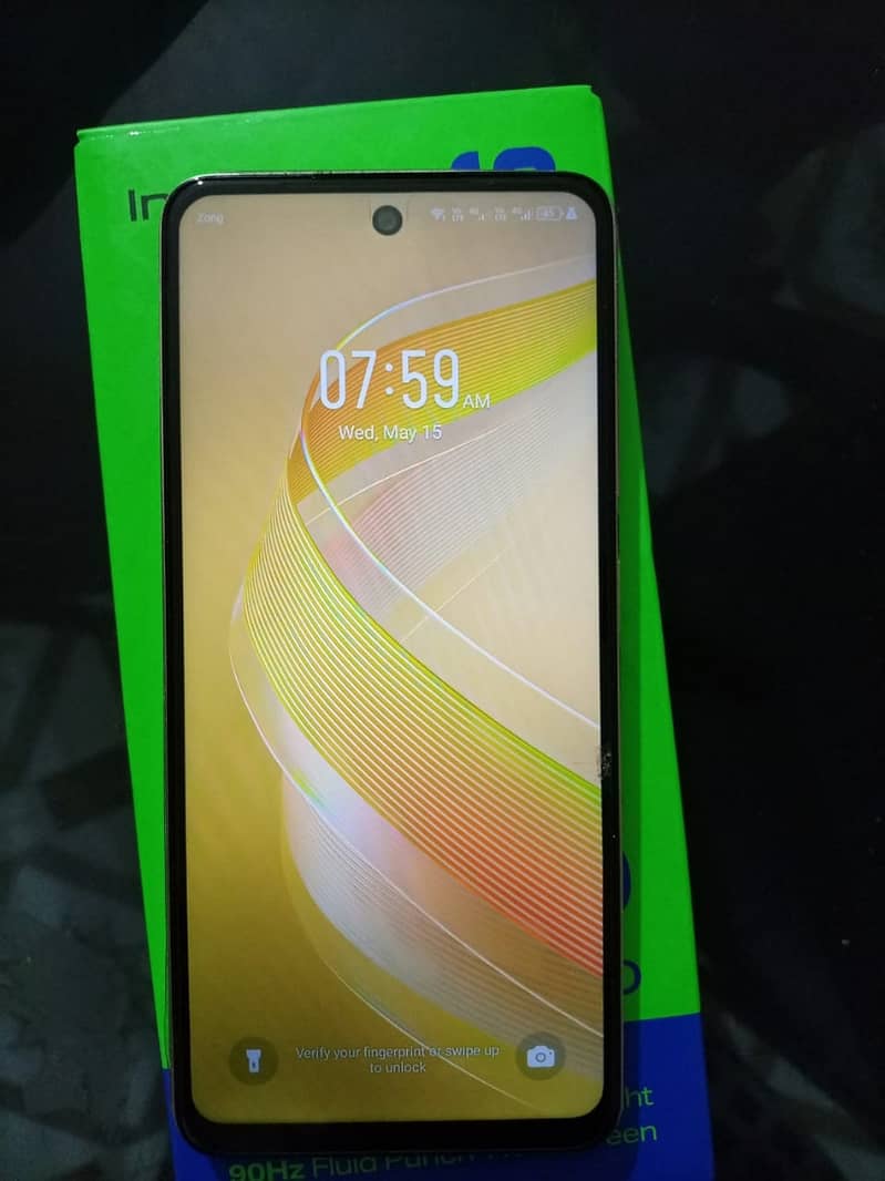 Infinix smart 8 pro 128/8 gb 3