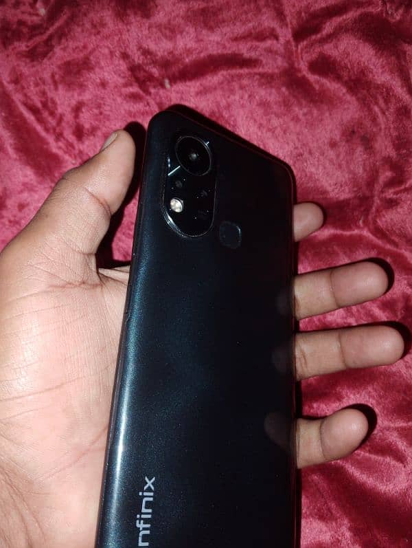 hot 11s Infinix new condition panel change ha just condition new 1