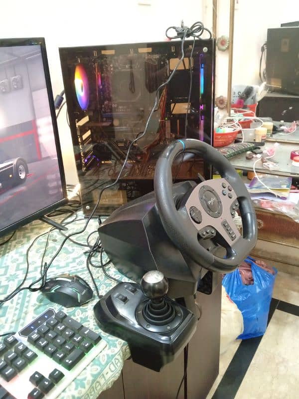 package gaming PC and steering wheel 16