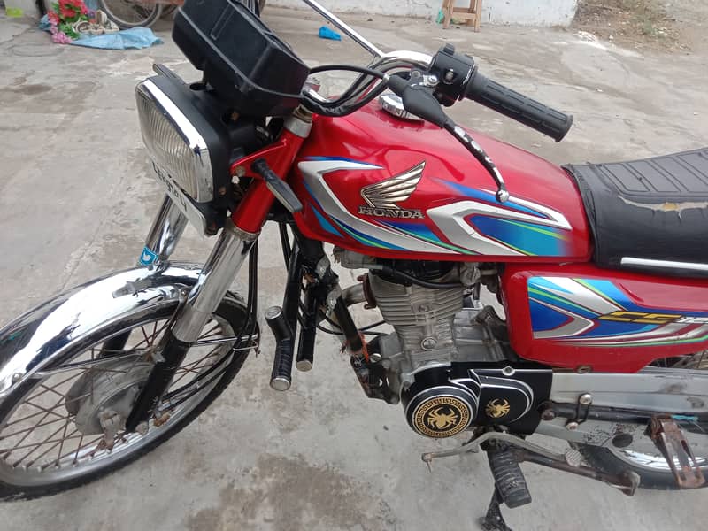 Honda CG 125 2015 5