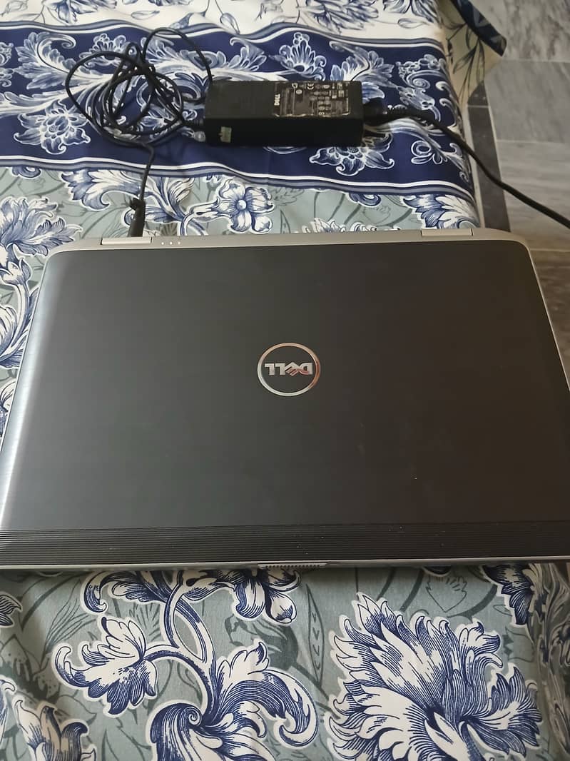 Dell latitude E6430 0